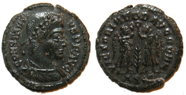 Constantius II : VICTORIAE DD AVGGG NN : VF